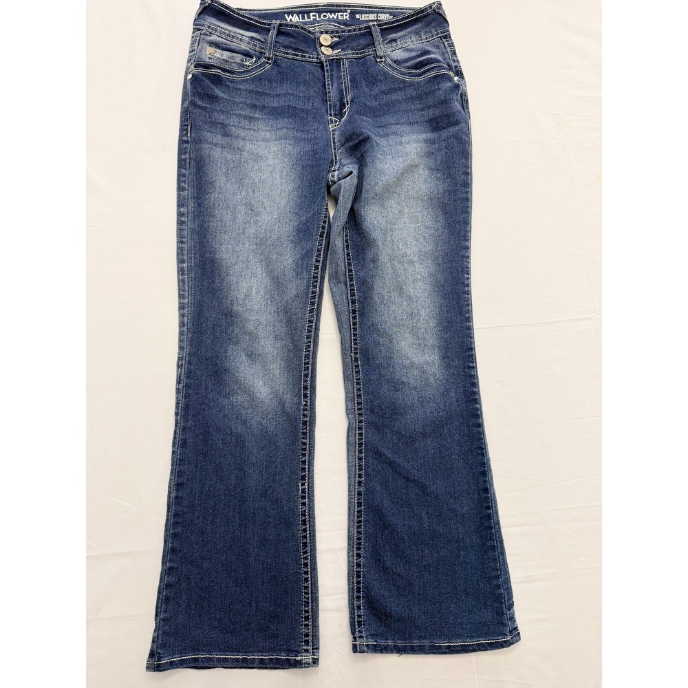 Wallflower‎ Bootcut Jeans Juniors 9 Short Blue Med Wash Mid Rise Stretch 30x29